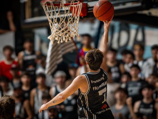 Estudiantes vuelve al Maxi con la mira en la recuperaci�n